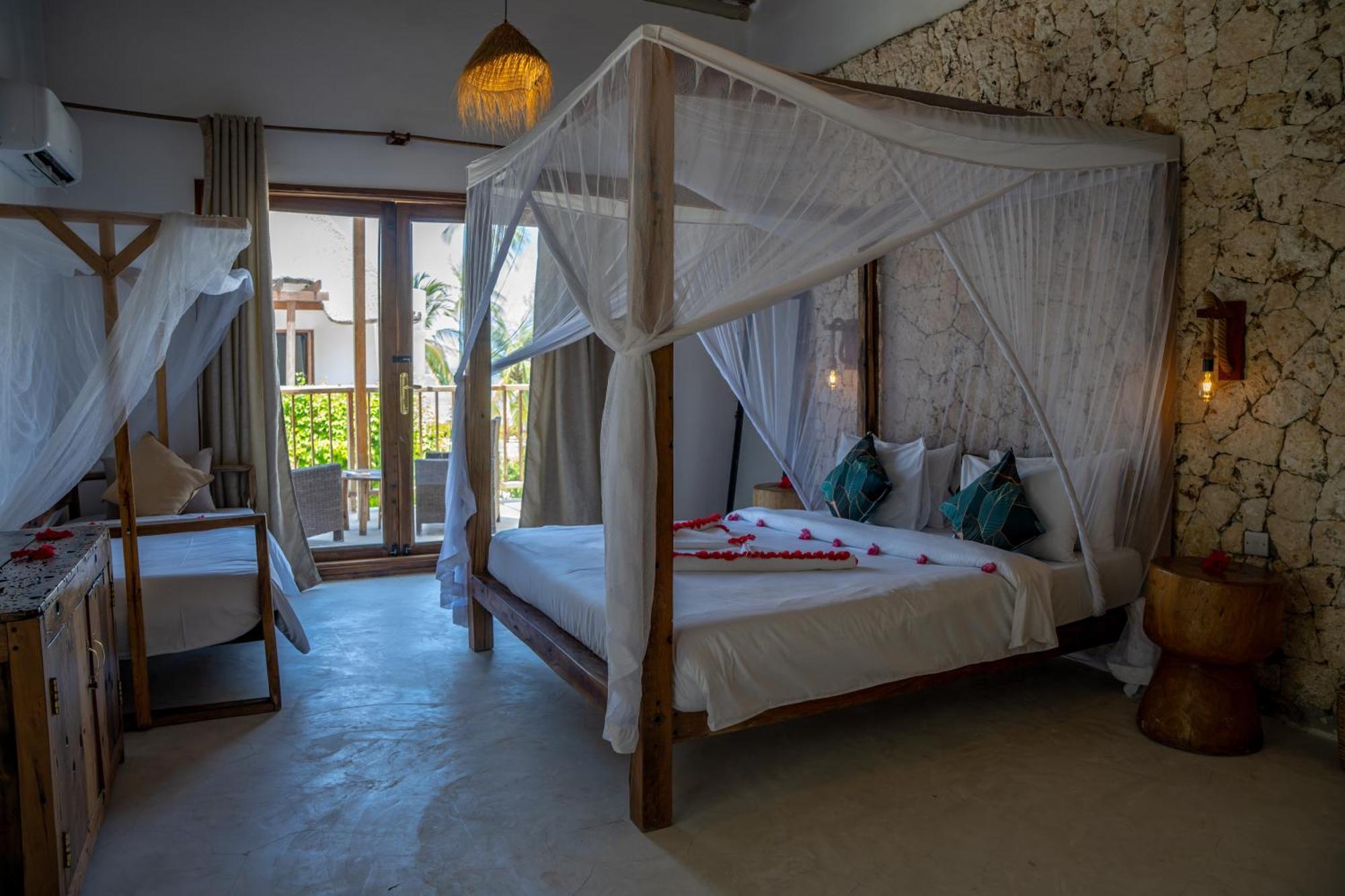 Natural Park Villa Resort Pingwe Kamer foto