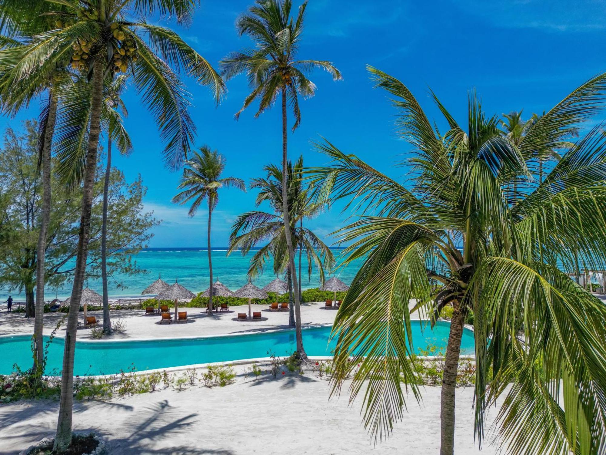 Natural Park Villa Resort Pingwe Buitenkant foto