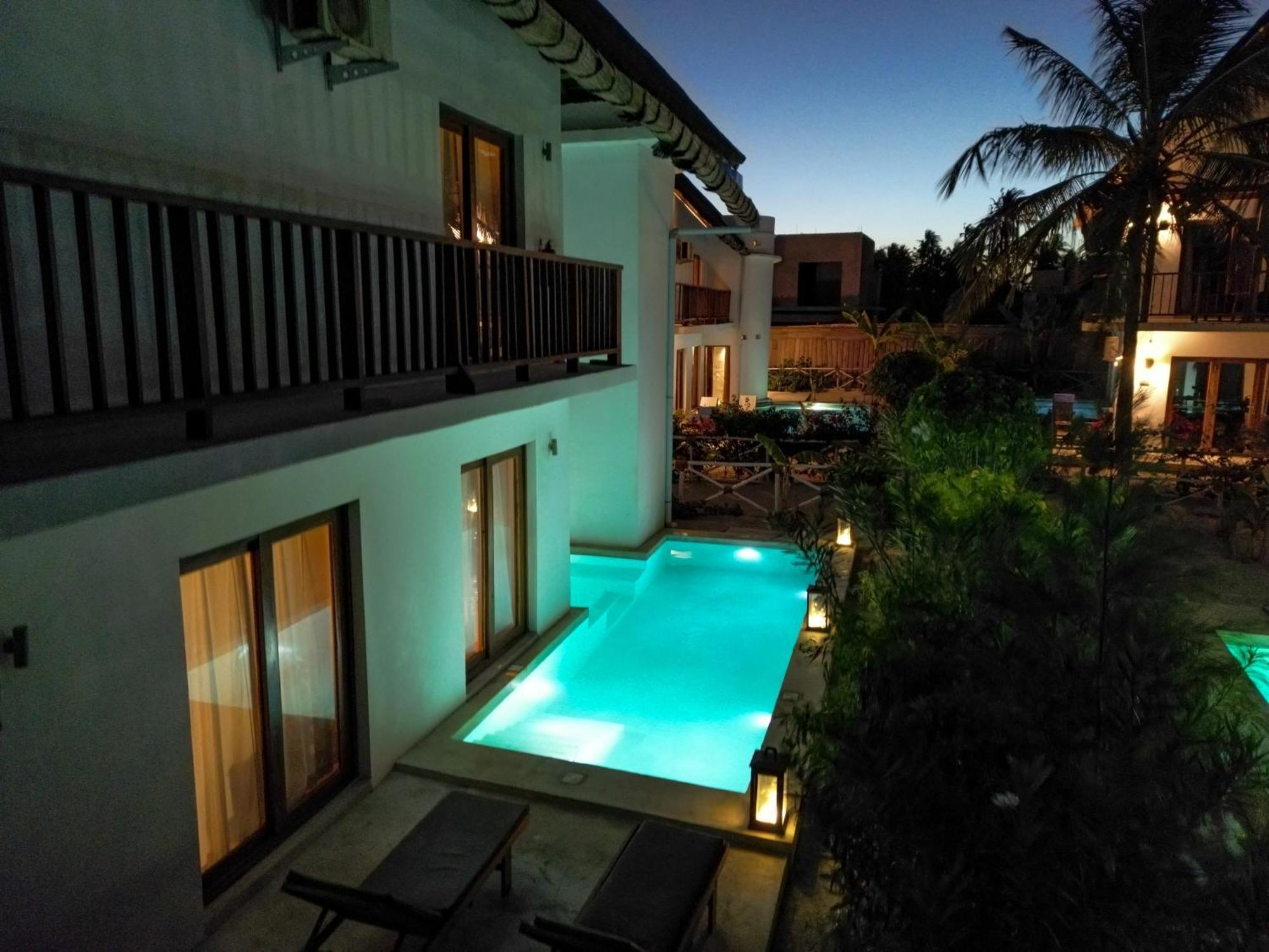 Natural Park Villa Resort Pingwe Buitenkant foto