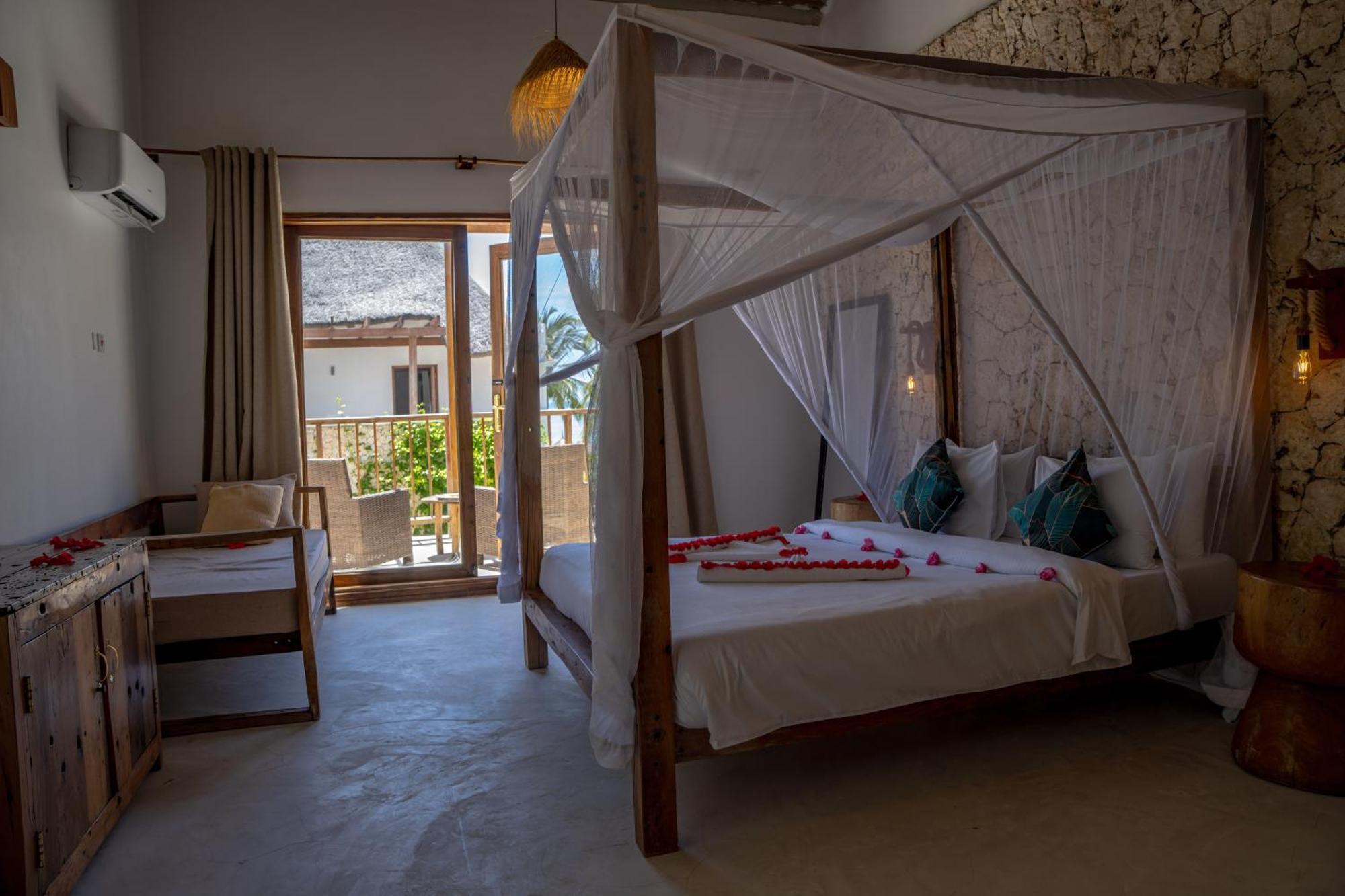 Natural Park Villa Resort Pingwe Kamer foto